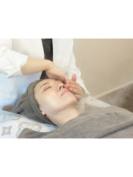 ホウレイ線・たるみ改善！予防ケア