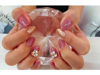 アイリッシュネイル 久屋大通店(Irish Nail)/マオジェル×ビジュー