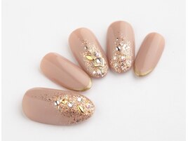 華やかネイル