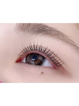 ナチュラル上品な目元にしたい