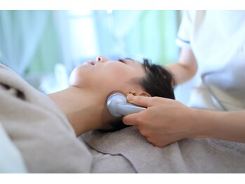 アロマアンドフェイシャルサロン &nbsp;エメシェリー(aimercherie)/フェイシャルトリートメント