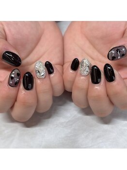 アングゥイー(ungu iE)/ハート×ストーン埋め尽くし