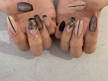 プラス サード(Plus 3rd)/フレンチネイル by marina.a