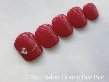 ハニービービー(Honey Bee Bee)/きれいめボルドーフットネイル