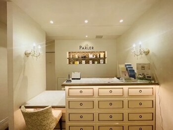 ラ パルレ 横浜本店/受付