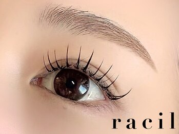 ラシル 四日市店(racil)の写真/最先端技術【&healthy】導入！LED×パーマで究極の密着感◎自まつ毛が伸びたような自然な仕上がり♪