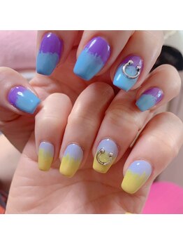 ユリネイル(YuRii Nail)/