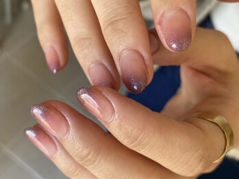 トロイ(troja)の写真/爪に優しく、個性を引き立てる。パラジェルで叶える、健康的な美爪とあなたらしいデザイン。