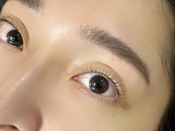 カランコエ(Kalanchoe)の写真/【眉毛で印象が変わる！】骨格やお顔に合わせてデザインをご提案します★自眉を活かしたナチュラル美眉に♪