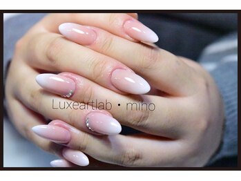 リュクスアートラボ(Luxeartlab)/