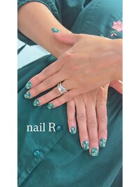 小花ネイルです♪