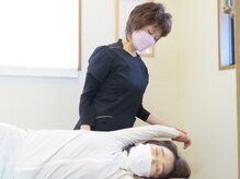 姿勢矯正で全身の筋肉と骨格のバランスを整え不調のない身体へ