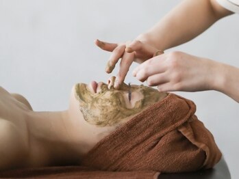 サードプレイス(3rd Place)の写真/[痛みやダウンタイムで諦めた方必見]ニキビケア特化*ハーブピーリング★お悩み,状態によって剥離有無選択◎