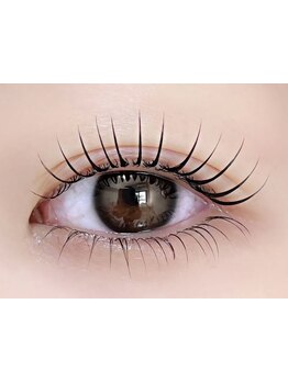 ナチュラル上品な目元にしたい