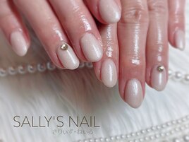 お肌が敏感すぎる方も上品ネイル