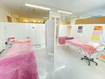 ミラー 八王子店/ベッドでリラックスできます