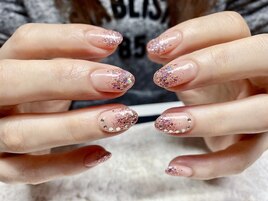 ラメグラストーンネイル