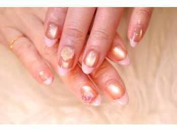 ネイル シャンブル(nail CHAMBRE)/マグネット×フレンチ¥6670