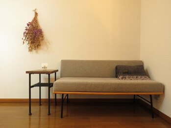 マーチ(March)/salon