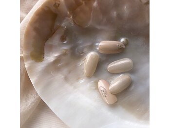 コレット(colette)/【定額アート】5280円~