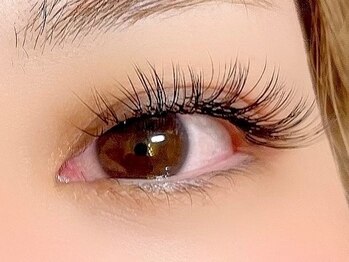 チャオ(Ciao)の写真/【新技術★BINDLOCK取り扱い◎】フラットラッシュとのMIXで濃すぎないボリュームのある目元へ導きます!