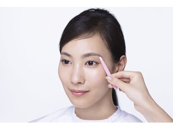 ビューズアイブロウスタジオ BIEWS EYEBROW STUDIO/ツイーザー