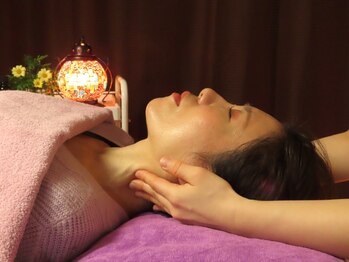 スマイルエム(SmileM)の写真/左右対称の美しさ◇小顔美顔矯正・エンドリングフェイシャル認定店◇オールハンドで顔の歪み,左右差を改善!