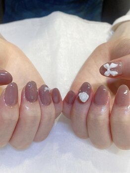 ララアンジュ(LaLa-Ange)/上品ネイル