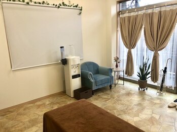 ミーレ アンド コッソリ(Miele&kosori)/マシン卸業者によるエステサロン