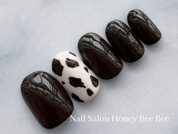 ハニービービー(Honey Bee Bee)/ワンポイントアニマルネイル