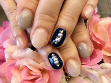 プラハネイル(+HER 美甲)/ポイントストーン