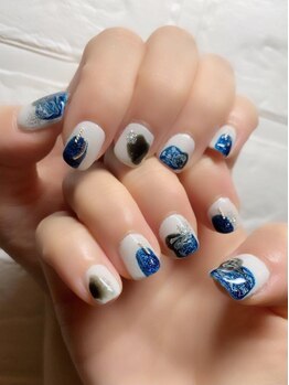 サロンドビウラアイズ(Salon de Biura Eyes)/