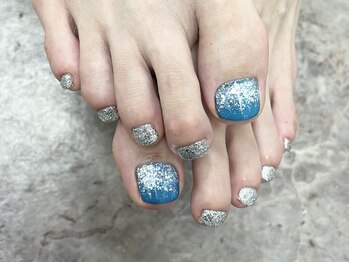 クラル 平塚店(CURAR)/ギラギラ映えるフットネイル