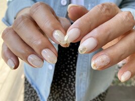 ホワイトニュアンスネイル