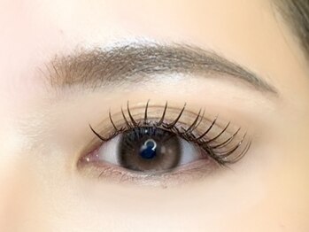 アイラッシュサロン グラン(Eye Lash Salon Glanz)の写真/【LEDコーティング】キープ力に感動の声多数!丁寧な施術と最新技術でストレスフリーに綺麗な目元をキープ♪