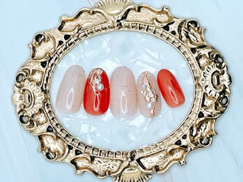 ネイルサロン エクラン(Nail Salon Ecrin)の写真/こだわりのケアとキレイなフォルムでワンランク上の上品な指先を演出♪カラー170色種類以上ご用意♪