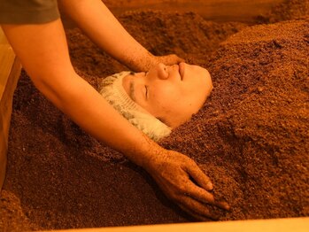 風土の写真/【メンズのお客様も大歓迎♪】ヒノキの香りが心地よく疲労解消効果◎眼の疲労解消ヘッドスパコースも！