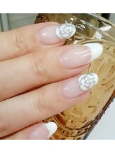 モアクリスタル(More Crystal)&nbsp;ネイリスト Erika