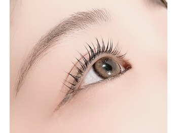 ボーンブライト(BORNBRIGHT)/