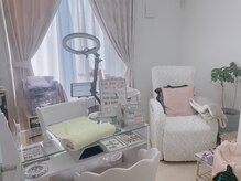 お好きなBGMやアマプラもご覧頂けます♪リクライニングソファ有