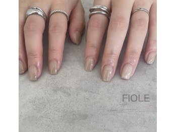フィオル(FIOLE)/マグネットネイル