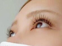 豊富なカラー、4種類のカールからオーダーメイドの仕上がりに♪ 