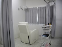 眉毛男子 池袋店