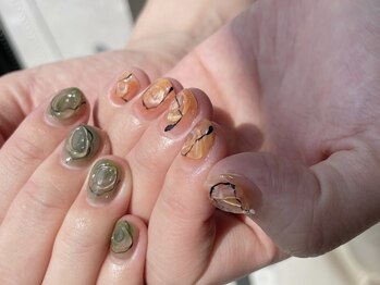 アース コアフュールボーテ 笛吹店(EARTH coiffure beaute)/ニュアンスネイル ¥12500