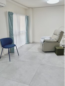 ブルーウィンク(Blue Wink.)の写真/《国立駅徒歩3分の駅チカにNEWオープン》1席のみの落ち着いた雰囲気のサロンで垢抜けeyeへ印象チェンジ☆
