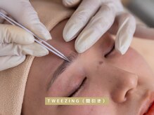 エンカシェット 代官山(En’e cachette)/間引き【眉毛/アイブロウ】