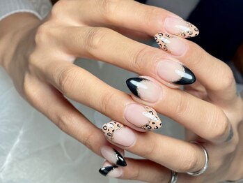 サロンドフォーエイチ(salon de 4H)/今年はモードなレオパードで ☆