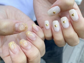 ネイルアルケー(Nail ARCHE)/アシンメトリーデザイン