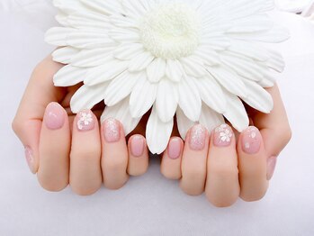 スウィートハート(Sweet Heart)/ピンク桜ネイル手重ね
