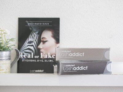 【Lash addict】SNS話題のラッシュアディクト正規取扱店◎